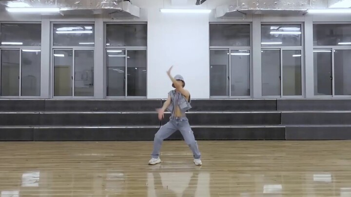 Cover lagu lengkap Kim HyunA "Nabillera" dengan cepat
