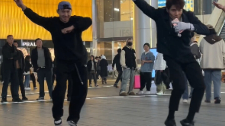 تحدي الرقص في اختبار القيادة الثالث مع رقص شارع جذاب ورائع!