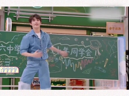 小丁回hi6跳《月夜狂想曲》啦，随便跳超帅终于等到有小丁这一期的hi6了，一直想看这一期的