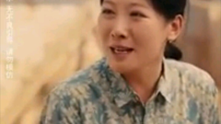 6. Sorrow In The 80s Mother Takes Back Her Abandoned Little Daughter.!