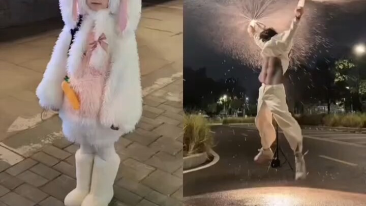 Mana yang paling kamu suka dari tarian Curry-Curry?