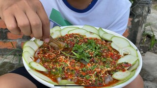 KHỔNG THỂ CƯỠNG LẠI NỔI MÓN TÔM SỐNG SỐT THÁI SIÊU CAY TẠI NHÀ | HOTBOY TRÀ SỮA