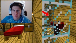 secretly living inside this streamers house using camo blocks..