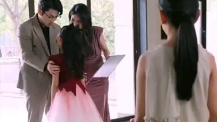 92.A Genius Girl Was Betrayed and Killed by Her Family; Reborn, She Turns the Tables with Her Uncle!