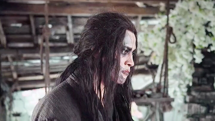 Thần kiếm một thời hóa thân thành một người đàn ông lang thang, vậy mà lại trở thành anh chàng A Cập