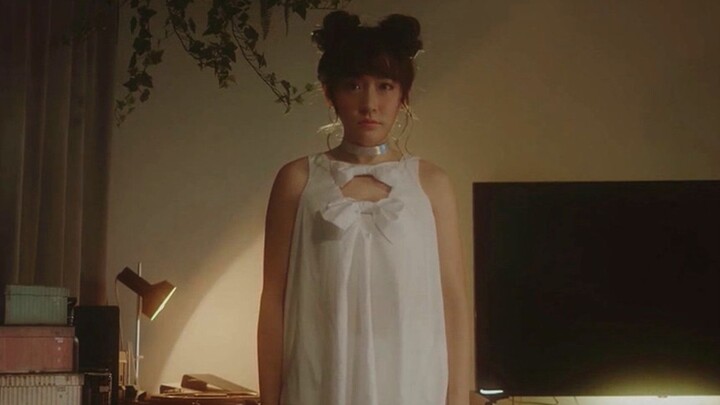 A pair of futuristic glasses that lets you see the person you like—and do whatever you want!