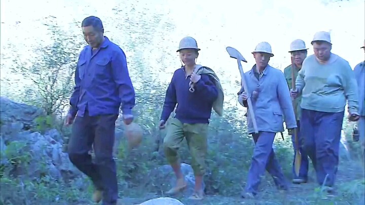 Miner Stumbles Upon a Treasure—but Encounters Something Spooky… The Ending Is Totally Unpredictable!