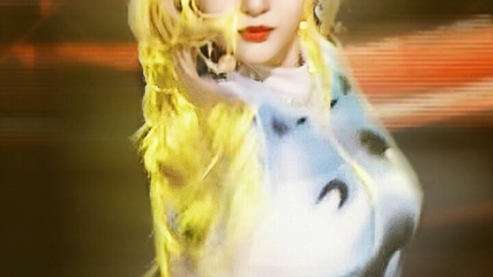 "Jiu Min! The Chinese lead singer who was blocked by a idiot has already made dance break a hot topi