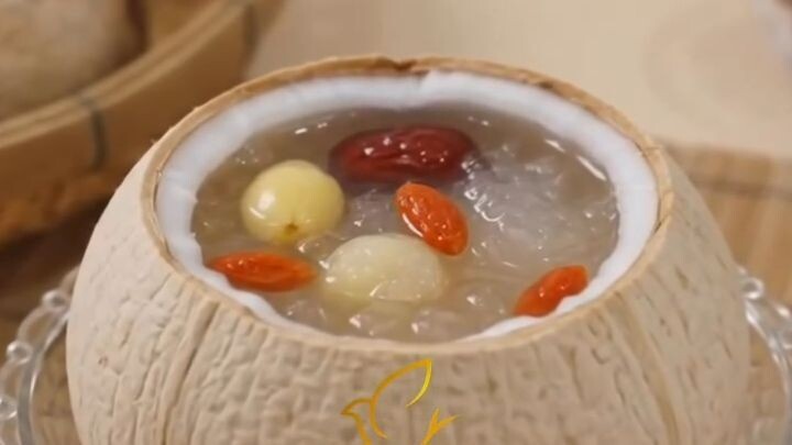 Bird's nest soup (Thai Aroon)