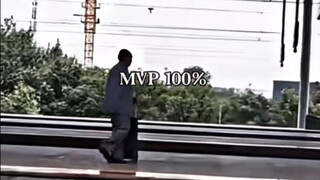 “后来有人似你三分 我便慌了神”