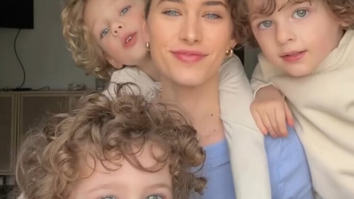 They’re just like three little Cupids~~🥰