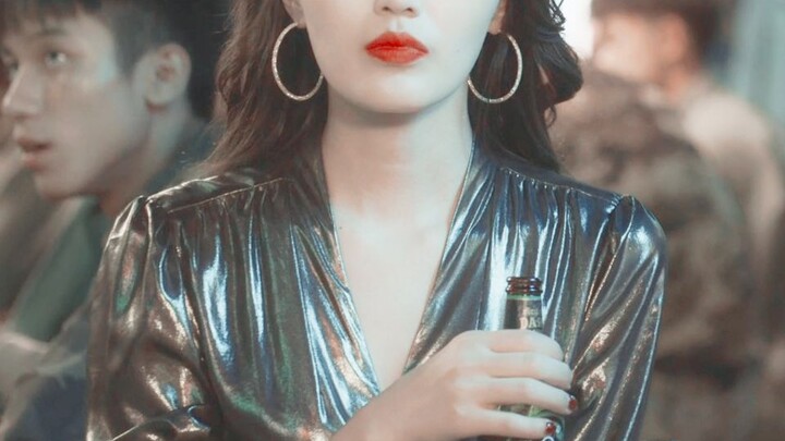 Unbelievable! She’s become an internet sensation purely based on her looks! She perfectly embodies e