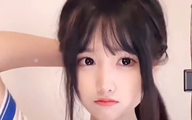 This sharing, beautiful college students