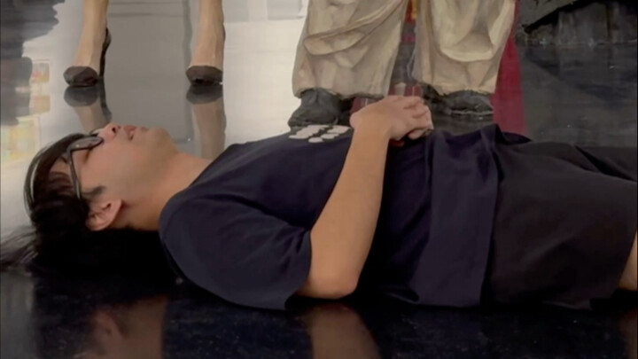 How much does it cost to hold an exhibition?