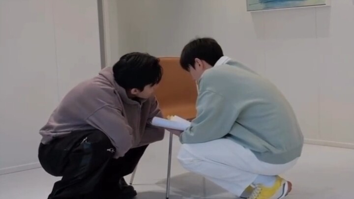 [Yunyi] 52 New Behind-the-Scenes Footage! Rehearsal Bloopers! There’s a bit too much physical contac