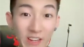 花150找寒王拍的生日祝福，是什么体验