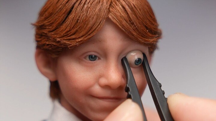 A $300 Ron doll that can transform into Mad-Eye Moody