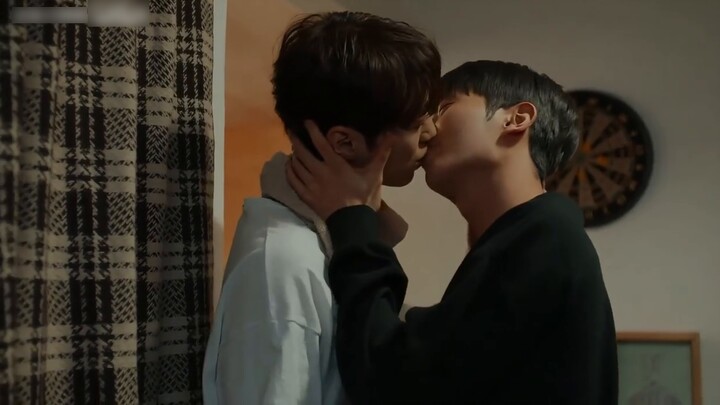 Hint - Play dumb - Urge to take a shower - Wait at the bathroom door - Kiss | This part ahhh! The fe