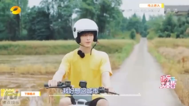 Teacher Li’s latest content is hilarious—laughing so hard I’m flying! The fighting spirit of the Rus