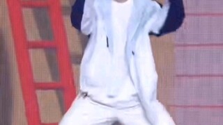 Luận Đương 33 tại sao không thể chen vào line của anh trai