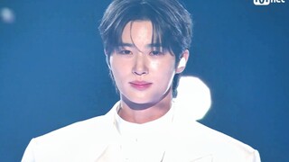 边佑锡《阵雨》2024 MAMA现场舞台！