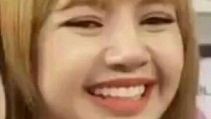 [BLACKPINK] YG’s quirky girl group! They broke through with goofy, meme-worthy content! Mom gave you