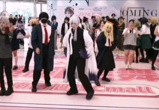 [นักมายากลกายภาพ แมทธิว] เต้นรำสุดอลังการในคอสเพลย์ของเลมอน