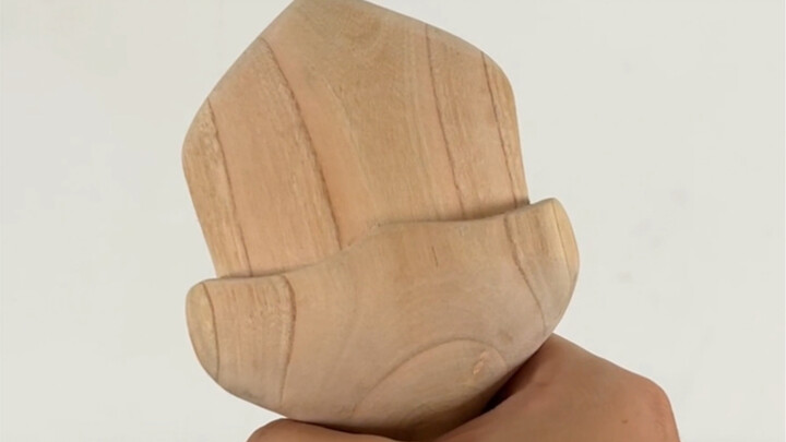 بابا يصنع لابنته سيف شانغ فانغ باو، فيتبدّد كلّ الشياطين والوحوش!