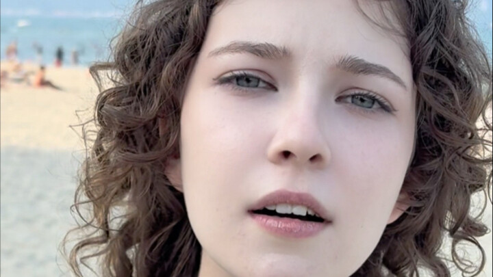 Pantai itu berbahaya, jangan sembarangan pergi ke sana...