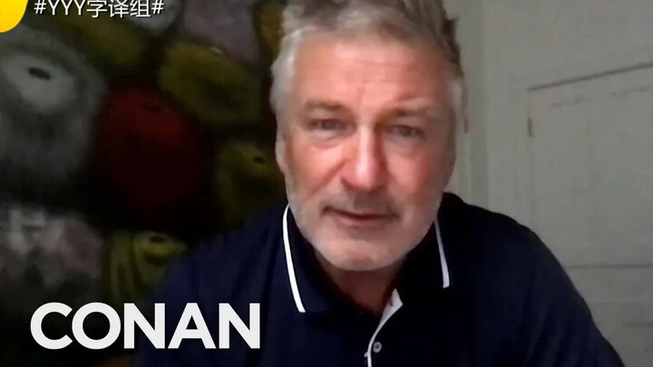 【عرض كونان】 أليك بالدوين، الممثل المتخصص في تجسيد ترامب في SNL، لا يريد تمثيل ترامب بعد الآن #فريق_ت