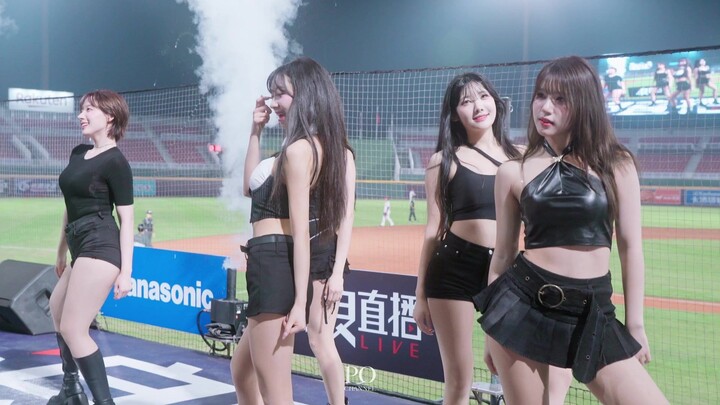 Five Big Black Sisters