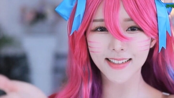 Jiwa si cantik imut Lotus Ahri COS, hatiku tergerak
