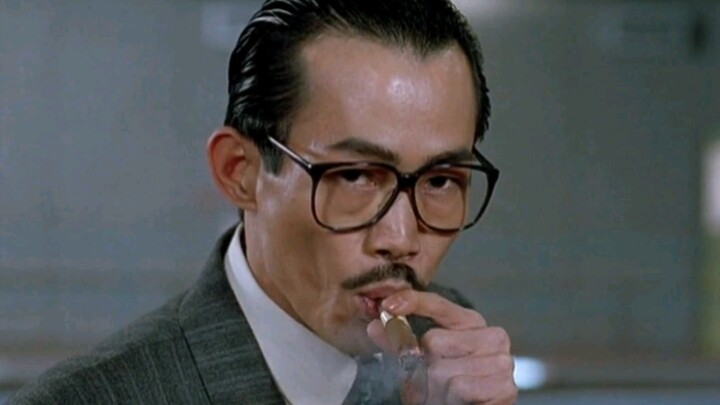 Even the protagonist in Zhongshan suit and slicked back hair would be worried when seeing this!