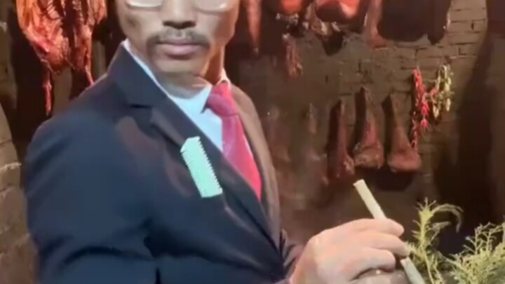 عذراً، حريق في بوابة المدينة أضرّ بالأسماك في البركة.