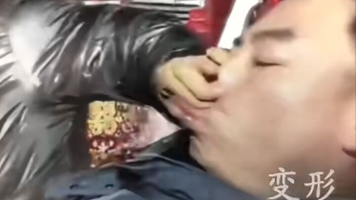 أبي، انظر كيف تمت هذه المسألة!