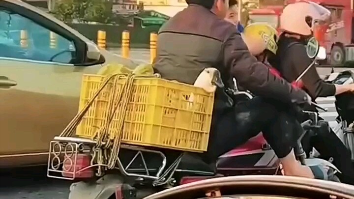 Saya Serius Soal Lucu-Lucuan