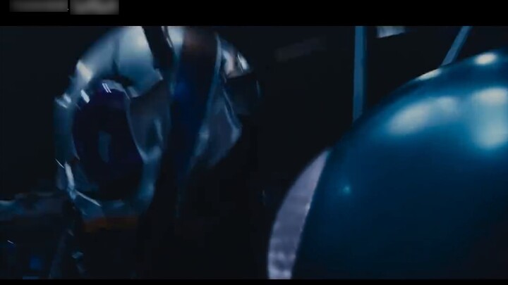 Let the actors fight for real?! The most abstract fight scene in the history of Kamen Rider actually