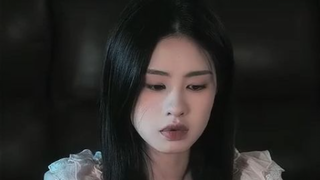 CEO Mafia ditakuti semua orang, tetapi gadis 18 tahun ini menjinakkannya