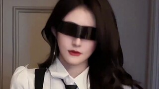 No one can touch my glasses enchantress "Blue Enchantress"