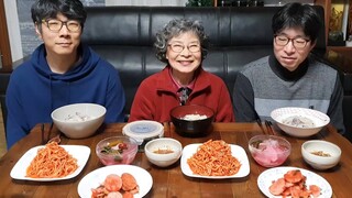 우째 이런맛이~! 뜻밖에 끝내주는 무밥 먹방 (무생채, 동치미, 석박지) Radish rice Mukbang / Korean Food Recipes