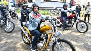 Waiting for Love Avicii Jokowi VERSION