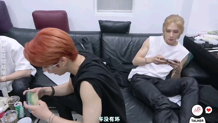 [Stray Kids] I refuse to believe there’s anyone left who hasn’t seen this iconic scene!