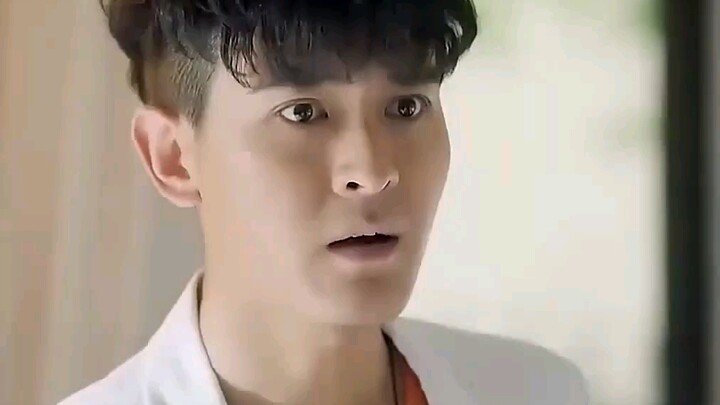 Hanya karena satu adegan, jadi nontonin sampai selesai series-nya