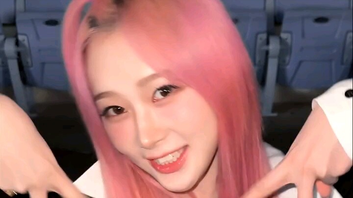 โอ้โห! จีเซลทำสถิติโซโล่ชาร์ตสองล้านคนได้แล้ว! อีกวันที่ไล่เก็บเพื่อนร่วมทีมแบบฉับพลันอีกแล้ว