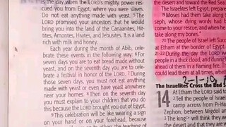 Pang Araw Araw na Talata.               Exodus 13:1-2