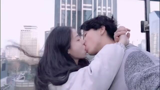 这吻的也太有感觉了吧