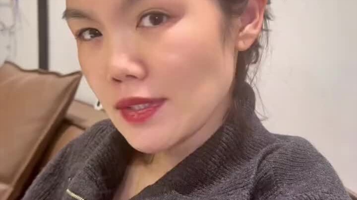 Wenzi has returned from Hong Kong.