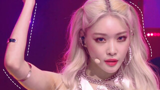 [Kim Chung Ha] hát "Snapping" trên sân khấu cực quyến rũ