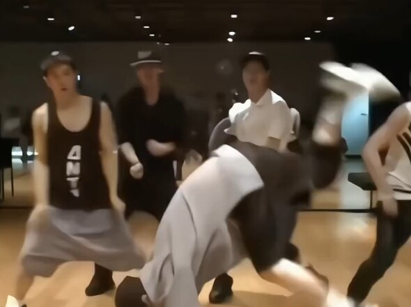 厉害吗，我闻到了云南白药味呢