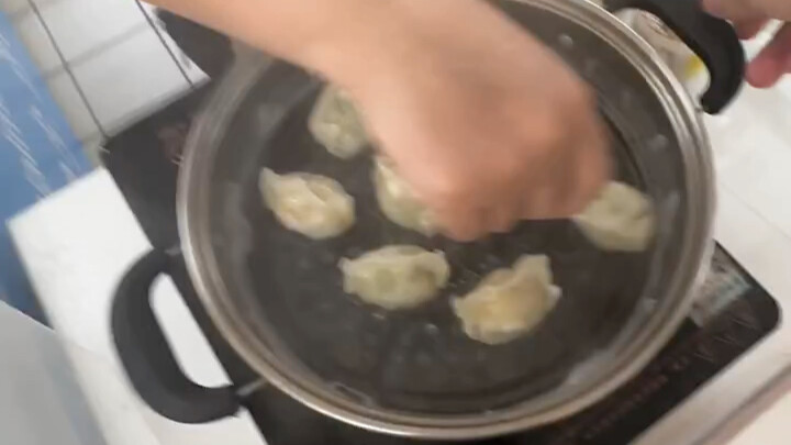 Jika kamu berani mengatakannya, aku juga berani merekamnya